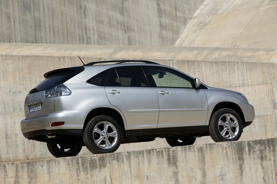  Lexus RX400h 2006 года  (фото 80 из 272)